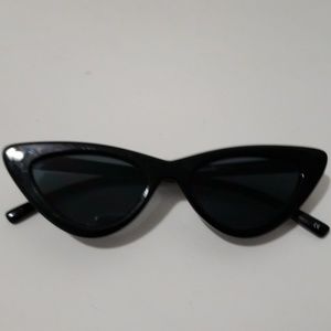 Adam Selman for Le Specs trendy sunglasses